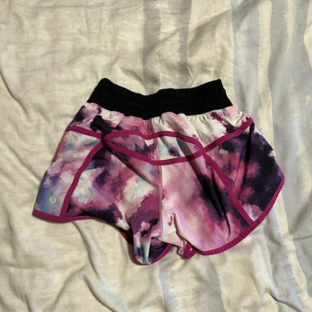 Lululemon Blooming Pixie shorts size 4